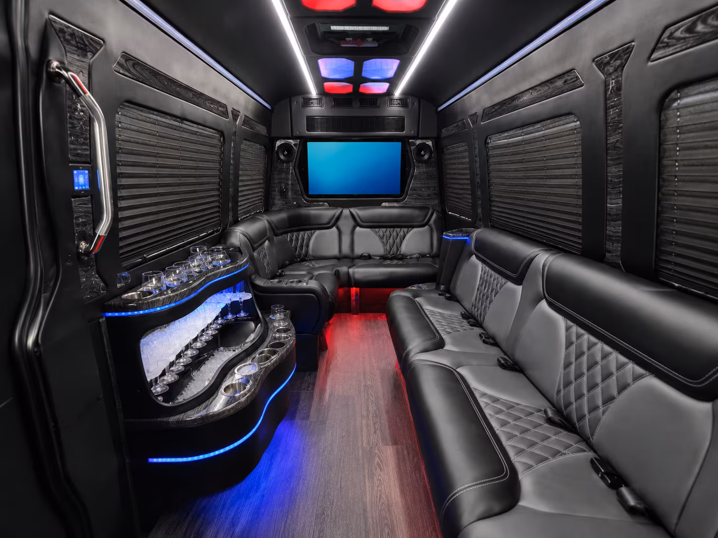 find the perfect transportation for your next airport transfer 4