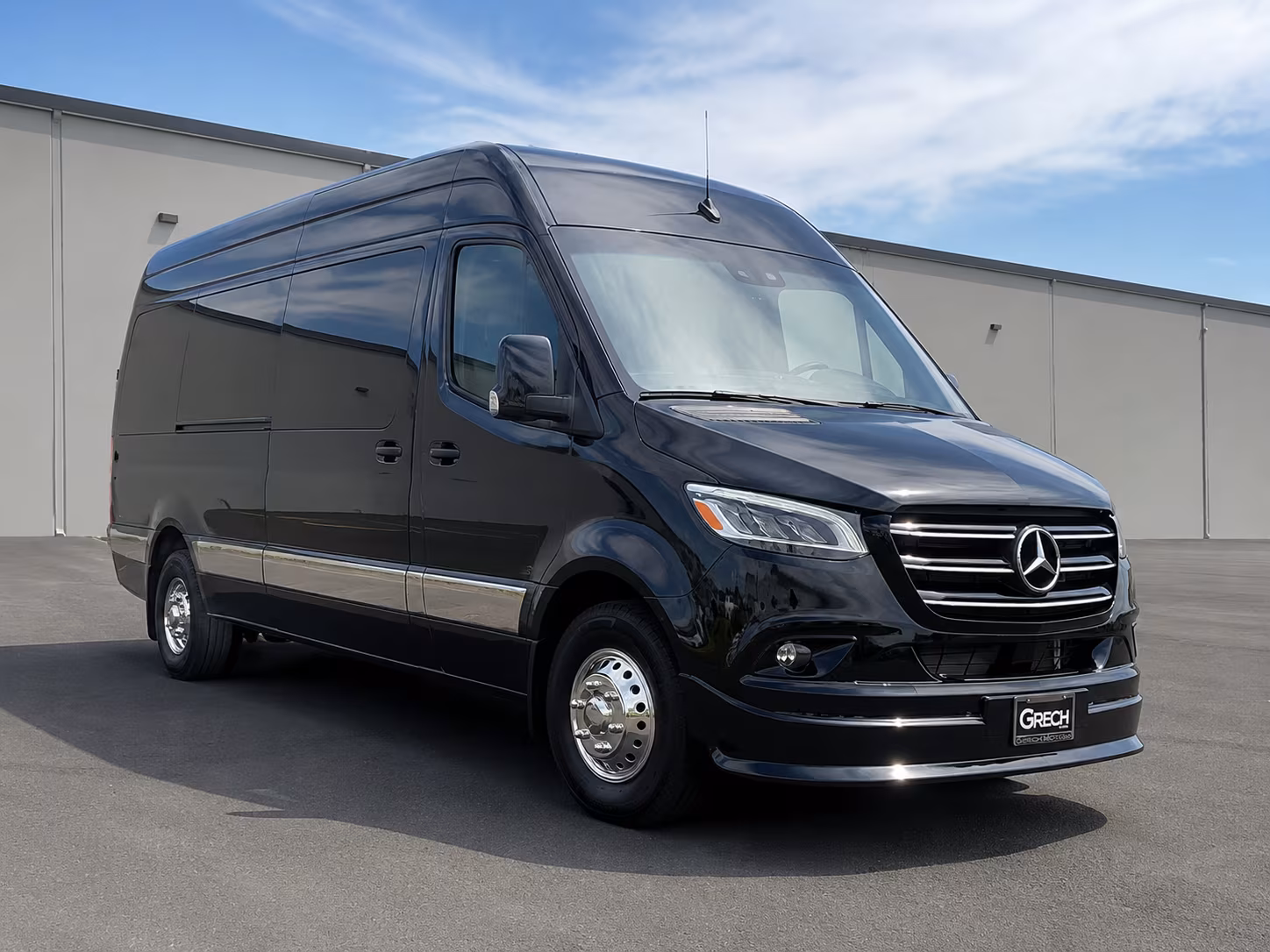 ontario 18 passenger sprinter van