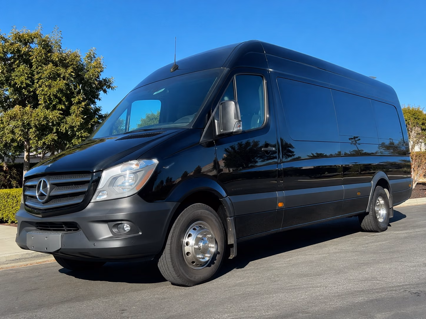 ontario sprinter limousine